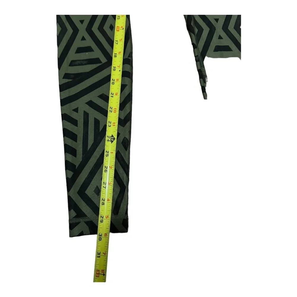 Lululemon Wunder Under Leggings Luxtreme Chevron Shuffle Fatigue Green Sz 4 - Picture 9 of 14